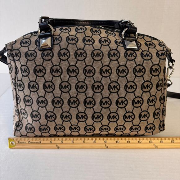 Michael Kors Calista Monogram Large Satchel GUC - Picture 7 of 16